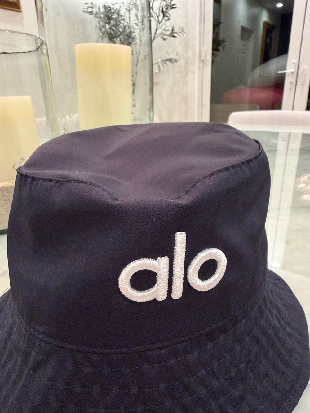 Alo - Picture 2 of 3